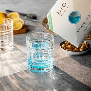 NIO Cocktails Aniseed Sour 0,0% 0,1L (dárkové balení kazeta)